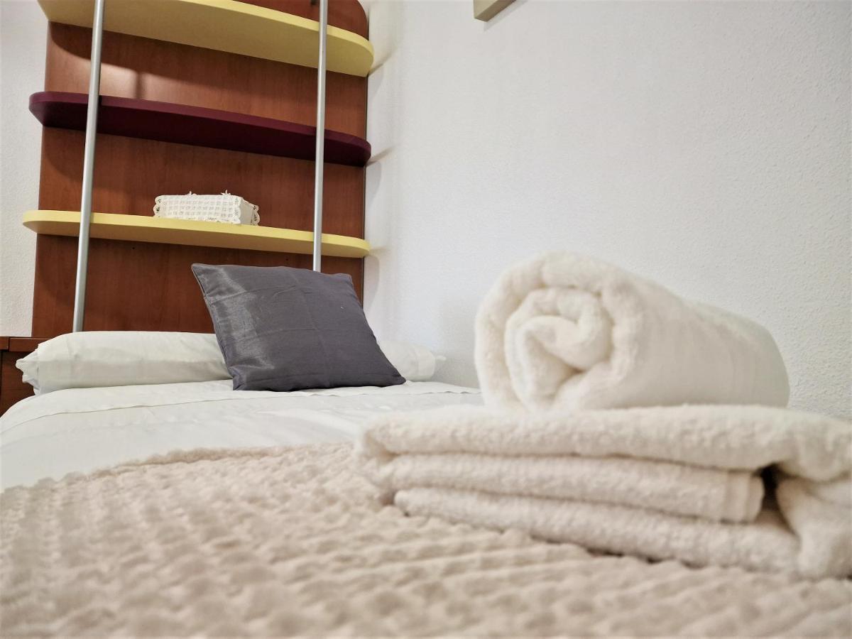 Appartement Ds Duplex Acera Del Rio, Parking Opcional à Cordoue Extérieur photo